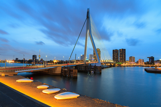 Thành phố cảng Rotterdam tuyệt đẹp