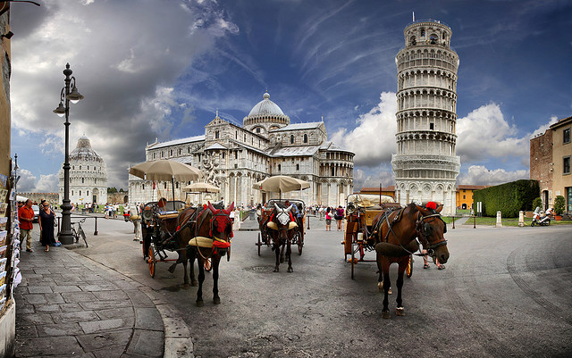Chiêm ngưỡng kì quan tháp nghiêng Pisa