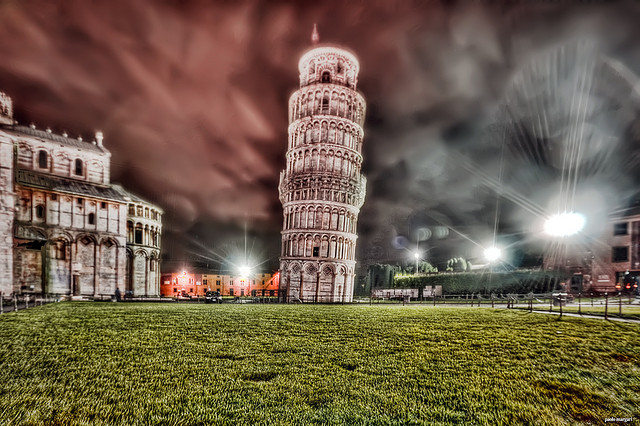 Chiêm ngưỡng kì quan tháp nghiêng Pisa