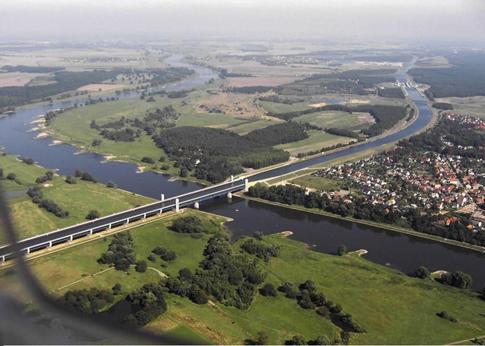 Cầu nước Magdeburg2