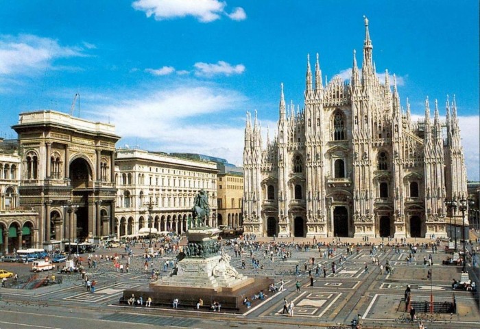 Quảng trường Duomo