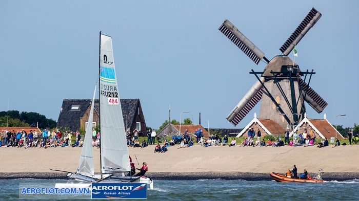 cuộc đua thuyền catamaran “Round Texel”