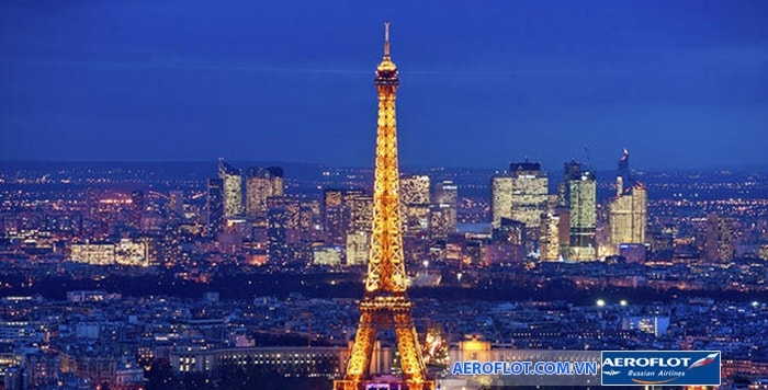 Tháp Eiffel về đêm