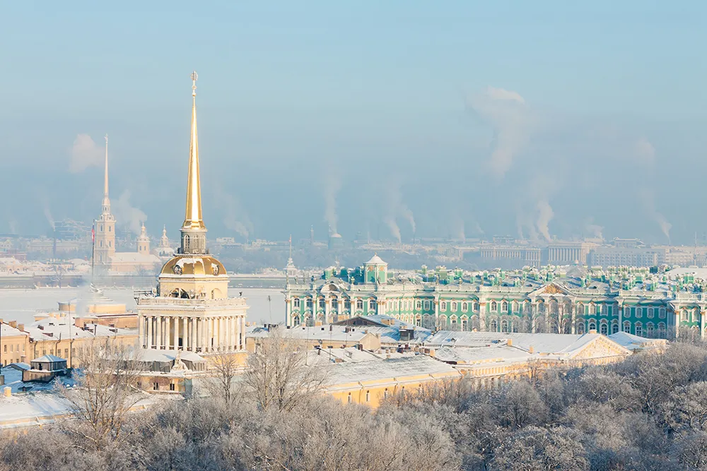 Đặt vé máy bay đi Nga khám phá cung điện mùa đông