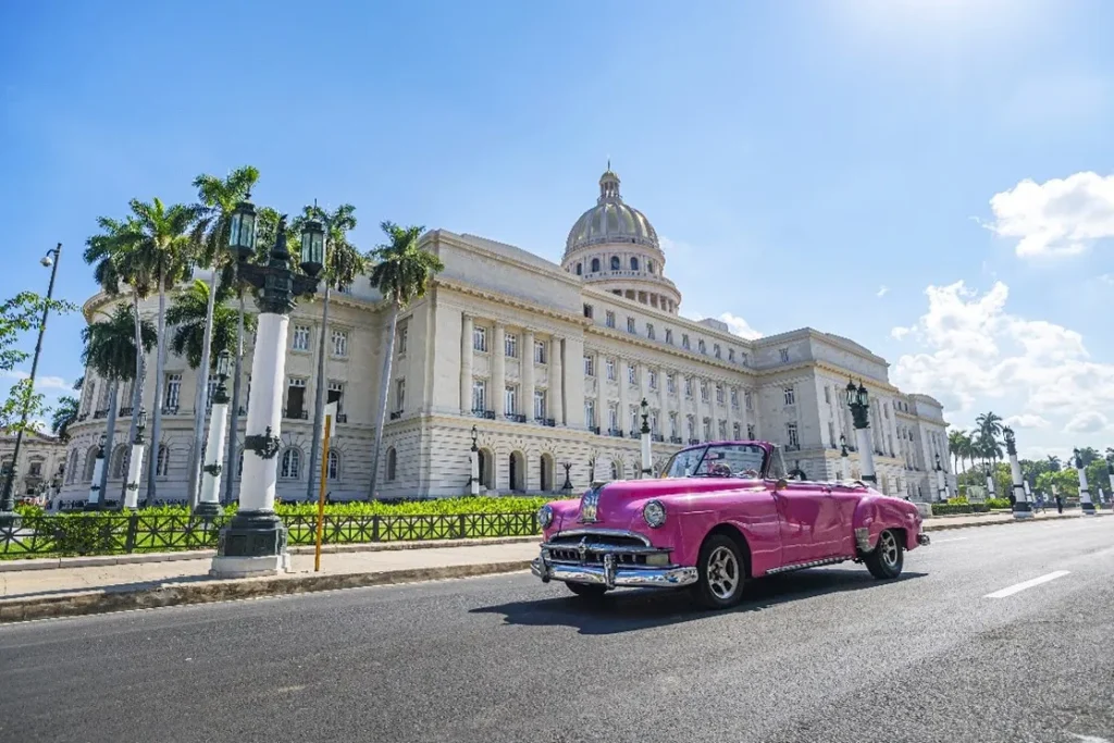 Kiến trúc mang tính biểu tượng ở Cuba