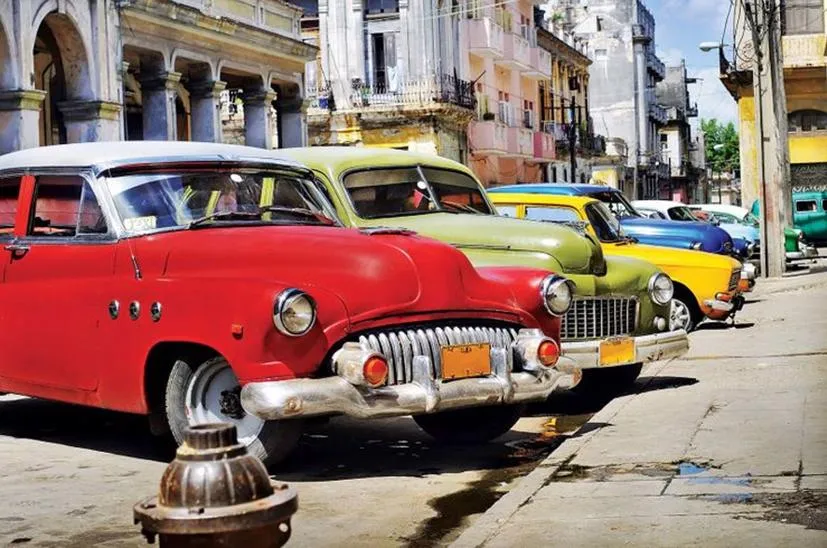 Thế giới xe cổ ở Cuba