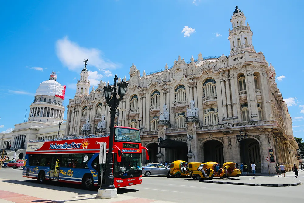 Xe buýt từ thành phố Havana