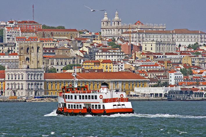 Toàn cảnh thành phố Lisbon
