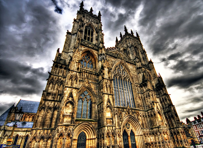 nhà thờ York