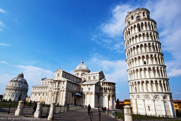 Vé máy bay đi Pisa giá rẻ