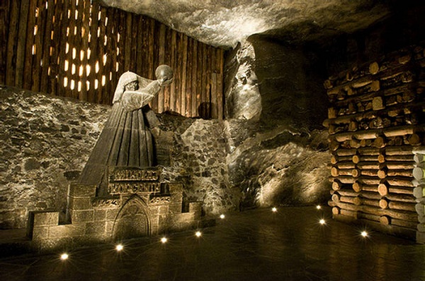 Mỏ muối Wieliczka tpham